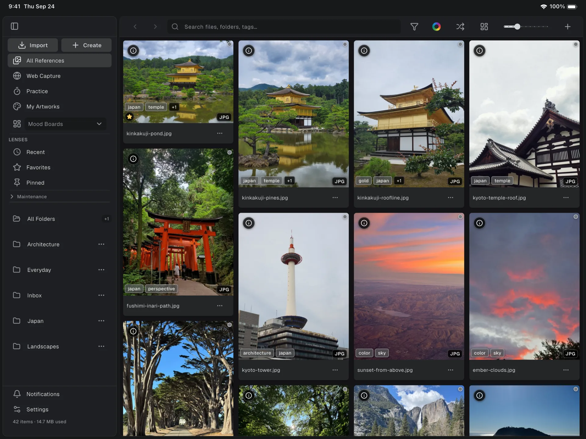 RefStage on iPad: a reference library with folders, filters and search